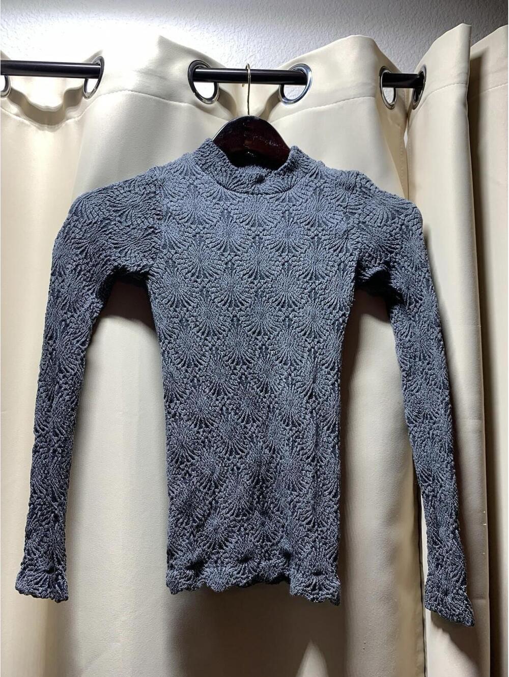 Aura Long Sleeve Fitted Turtle Neck Top S/M
